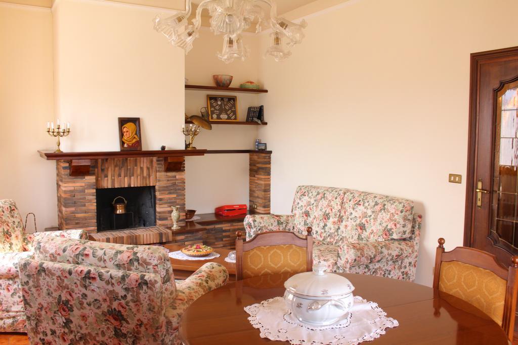 House In Caramagna Apartment Imperia Cameră foto