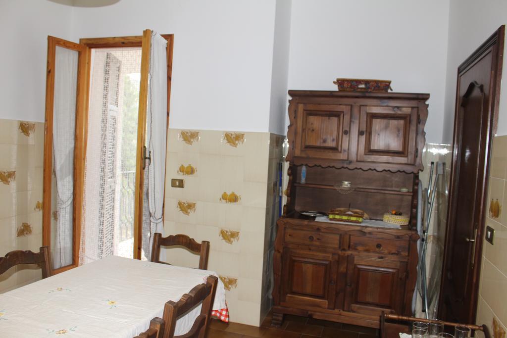 House In Caramagna Apartment Imperia Cameră foto