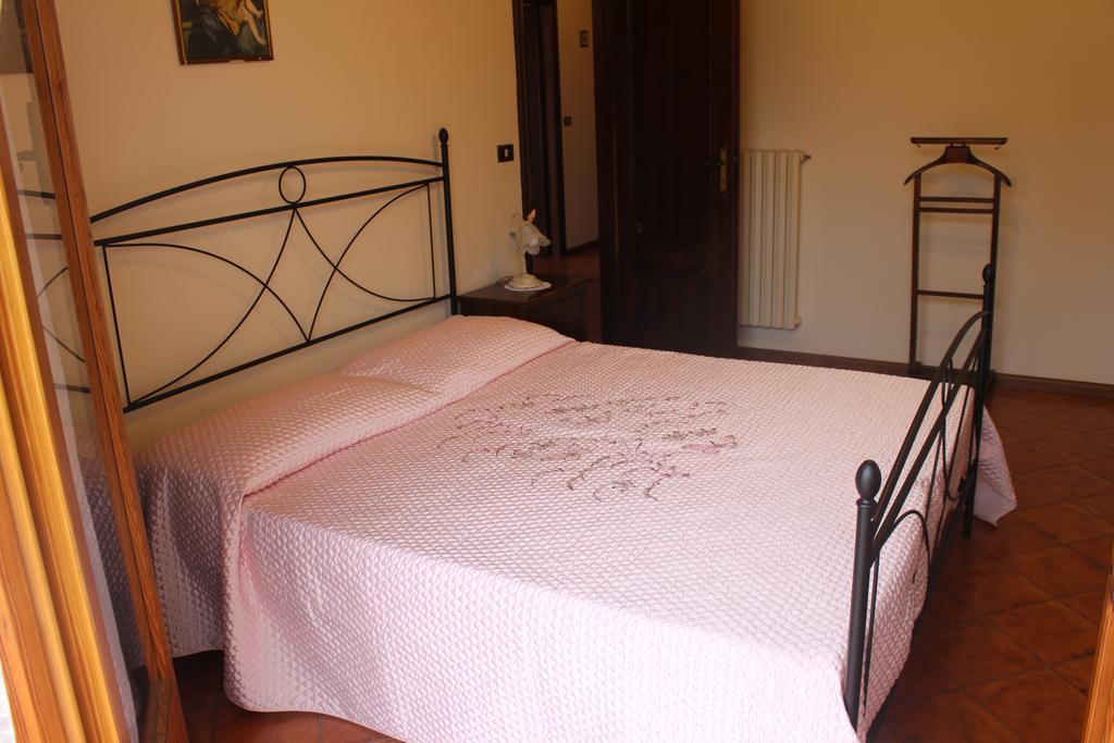House In Caramagna Apartment Imperia Cameră foto